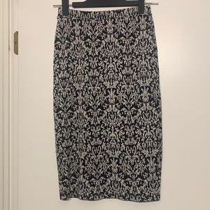 Bobeau - Gothic Black and White Baroque Bodycon Midi Skirt - Size XS - Like New